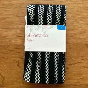 Xhilaration Black Fishnet stripped tights - Size 1x